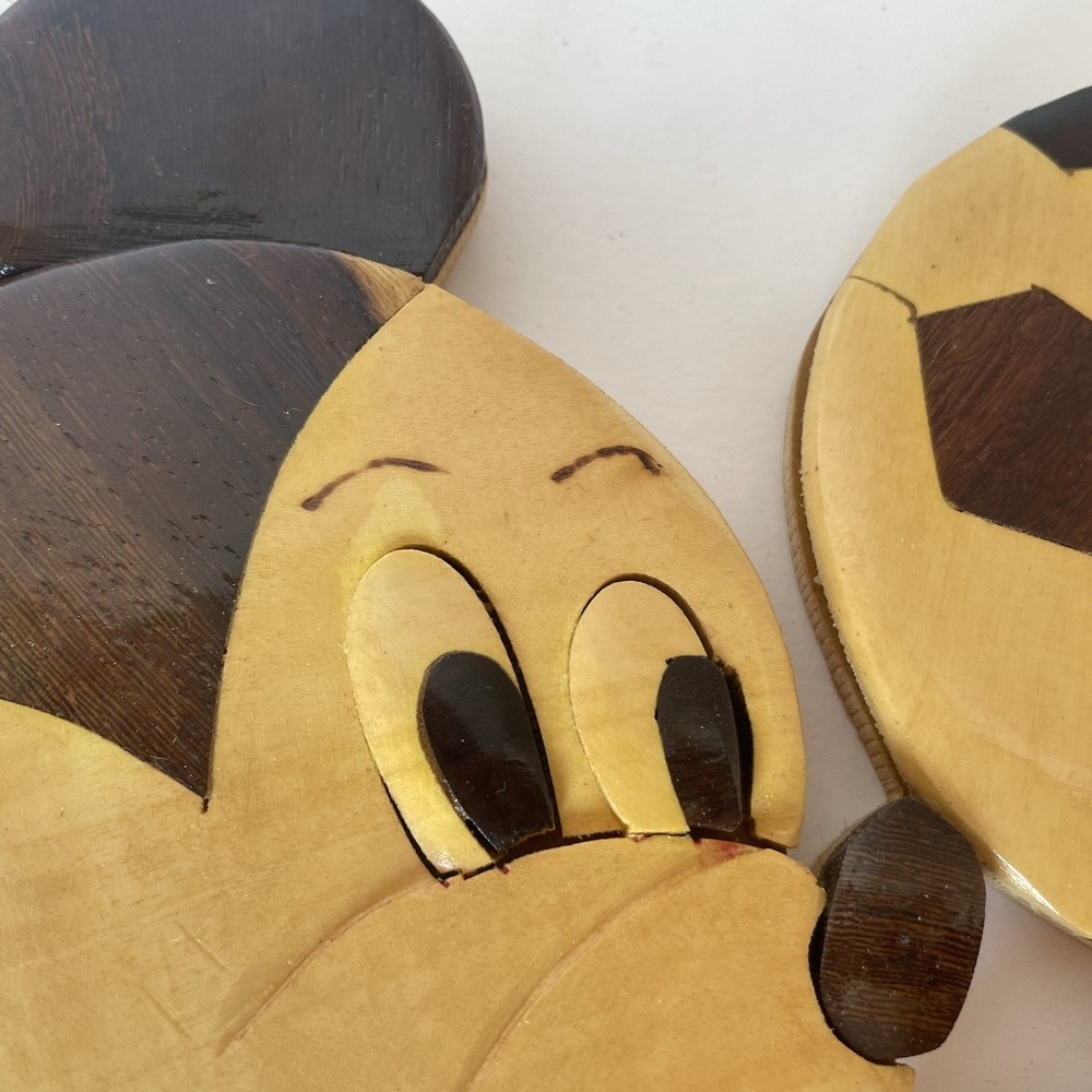 Vtg Mickey Mouse Intarsia Wood Carving Disney‎ Wall Art Kicking Soccer Ball - Picture 7 of 10